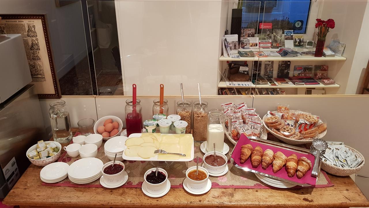 Residenza Le 6 A Otel Trieste Dış mekan fotoğraf